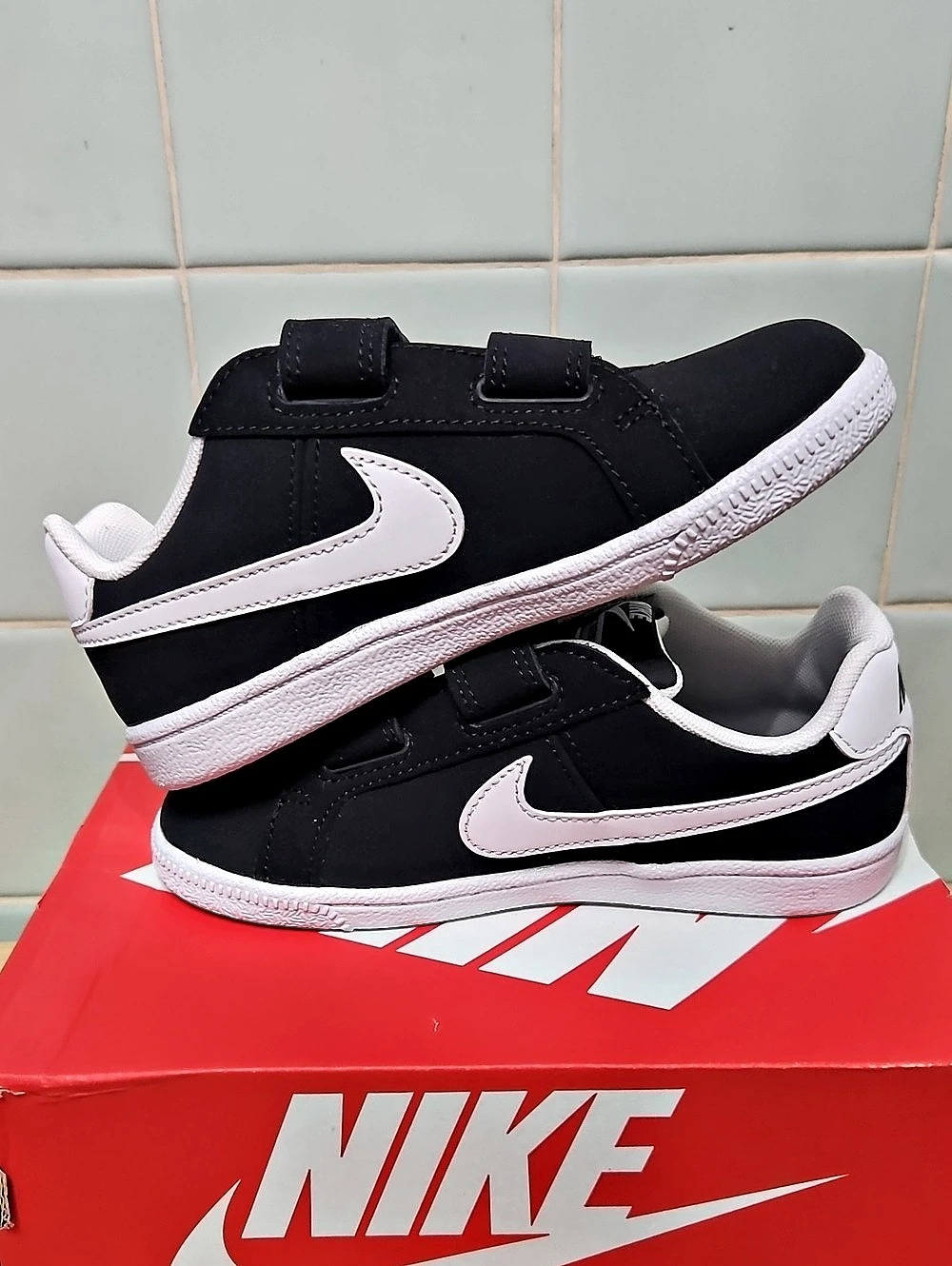 Nike Court Royale PS (Black/White) Kids Sneakers Black & White Boys US 11C NWB